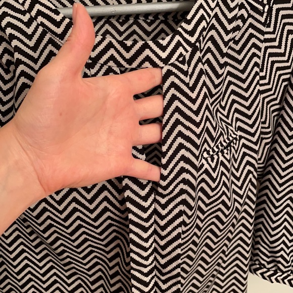 French Connection Blouse EUC - Picture 6 of 14